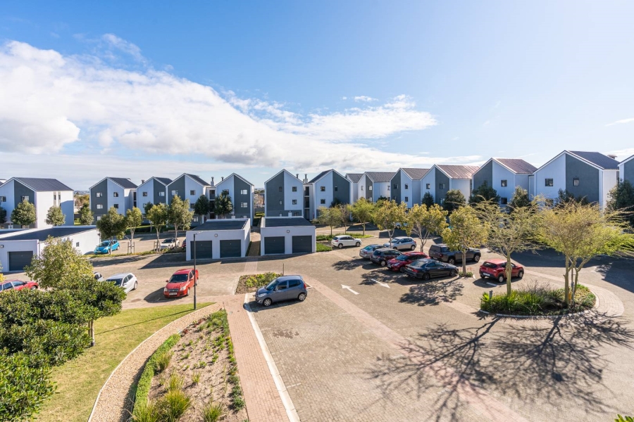 2 Bedroom Property for Sale in Burgundy Estate Western Cape